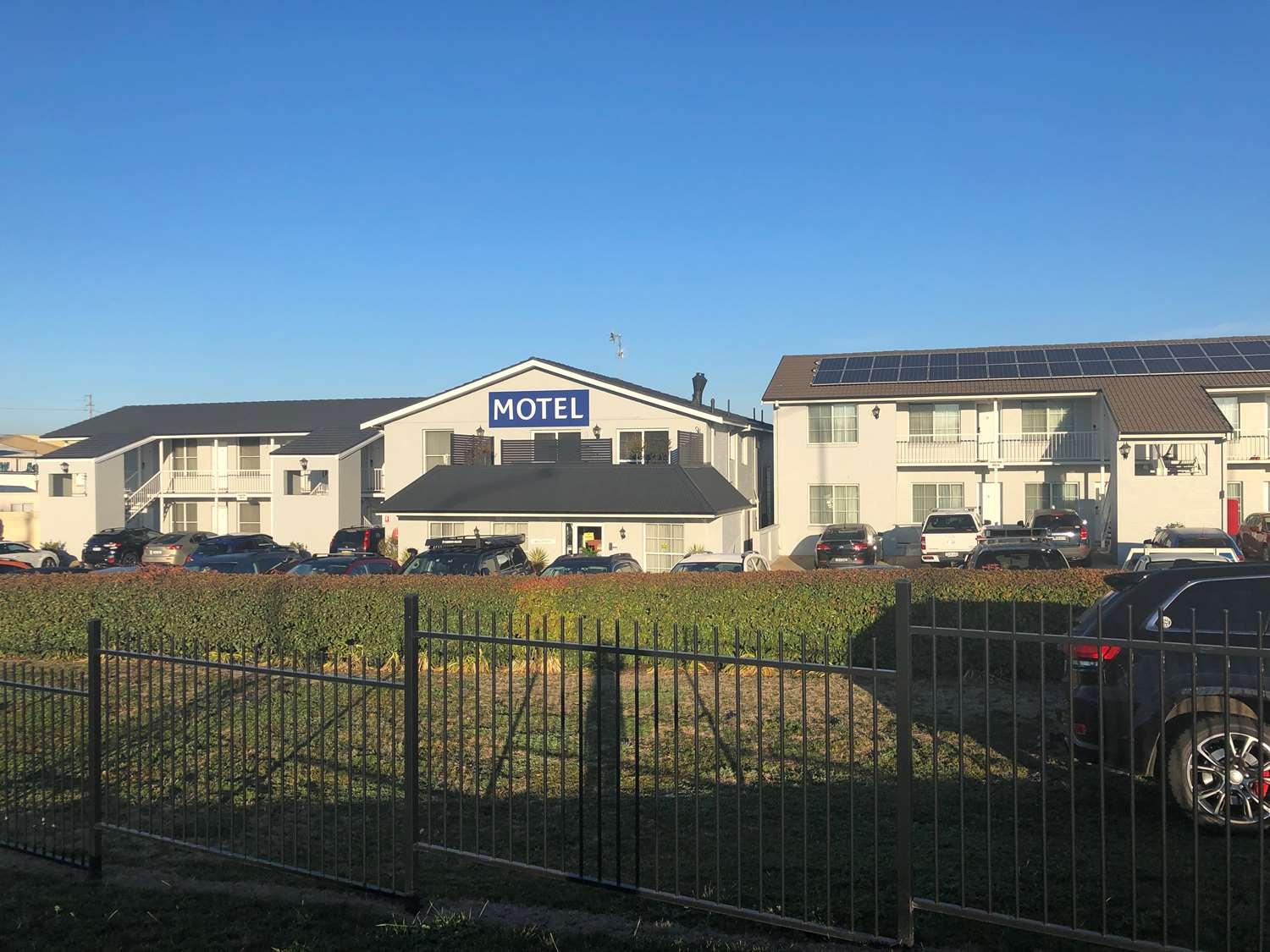 Best Western Coachman'S Inn Motel Bathurst Exterior foto