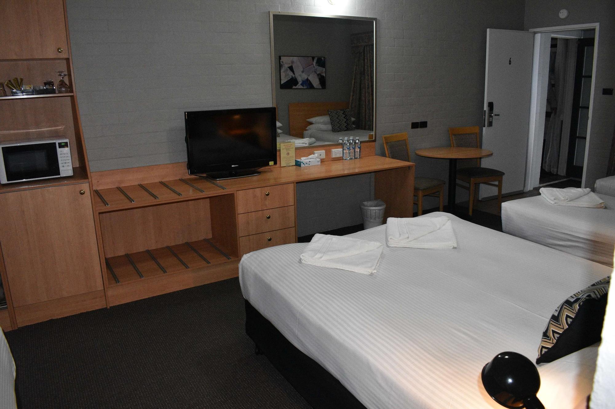 Best Western Coachman'S Inn Motel Bathurst Exterior foto