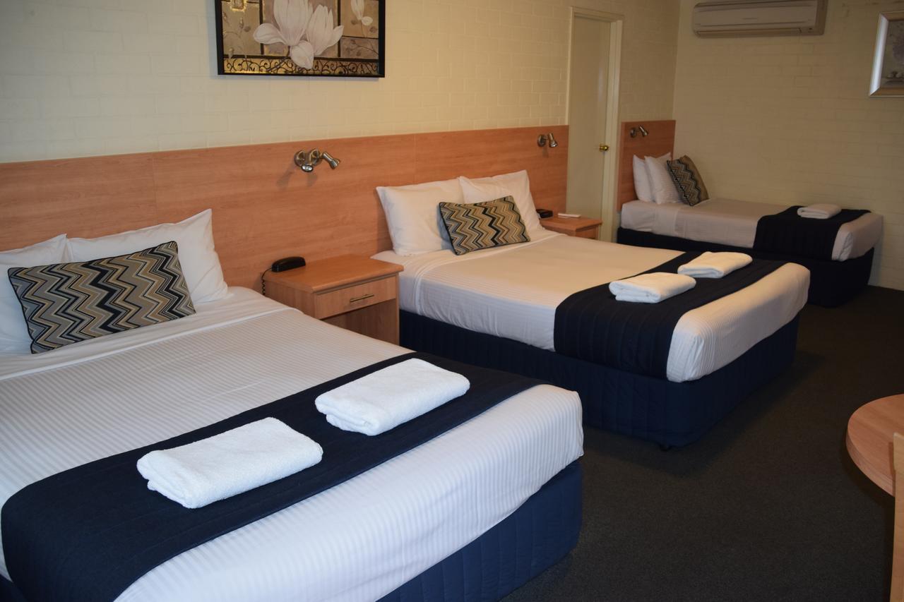 Best Western Coachman'S Inn Motel Bathurst Exterior foto