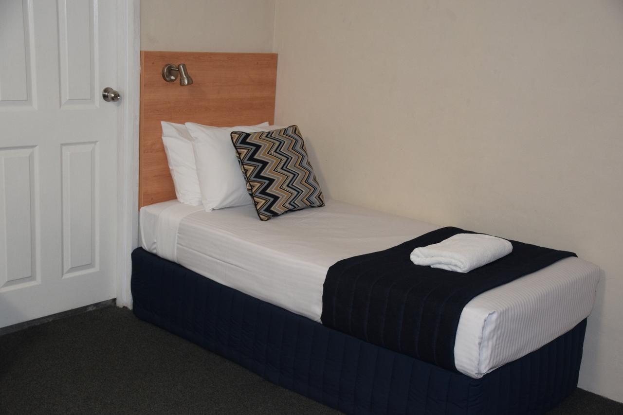 Best Western Coachman'S Inn Motel Bathurst Exterior foto